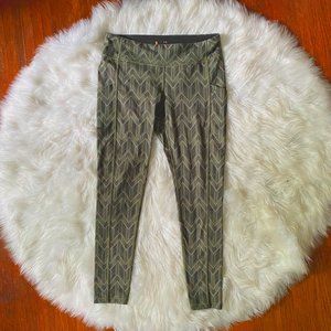 💜 Lucy Women's Pocket Printed Studio High Rise Leggings olive green L
